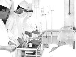 Кабульский госпиталь. Вторая слева - медсестра, макеевчанка Татьяна Королева (третья слева)